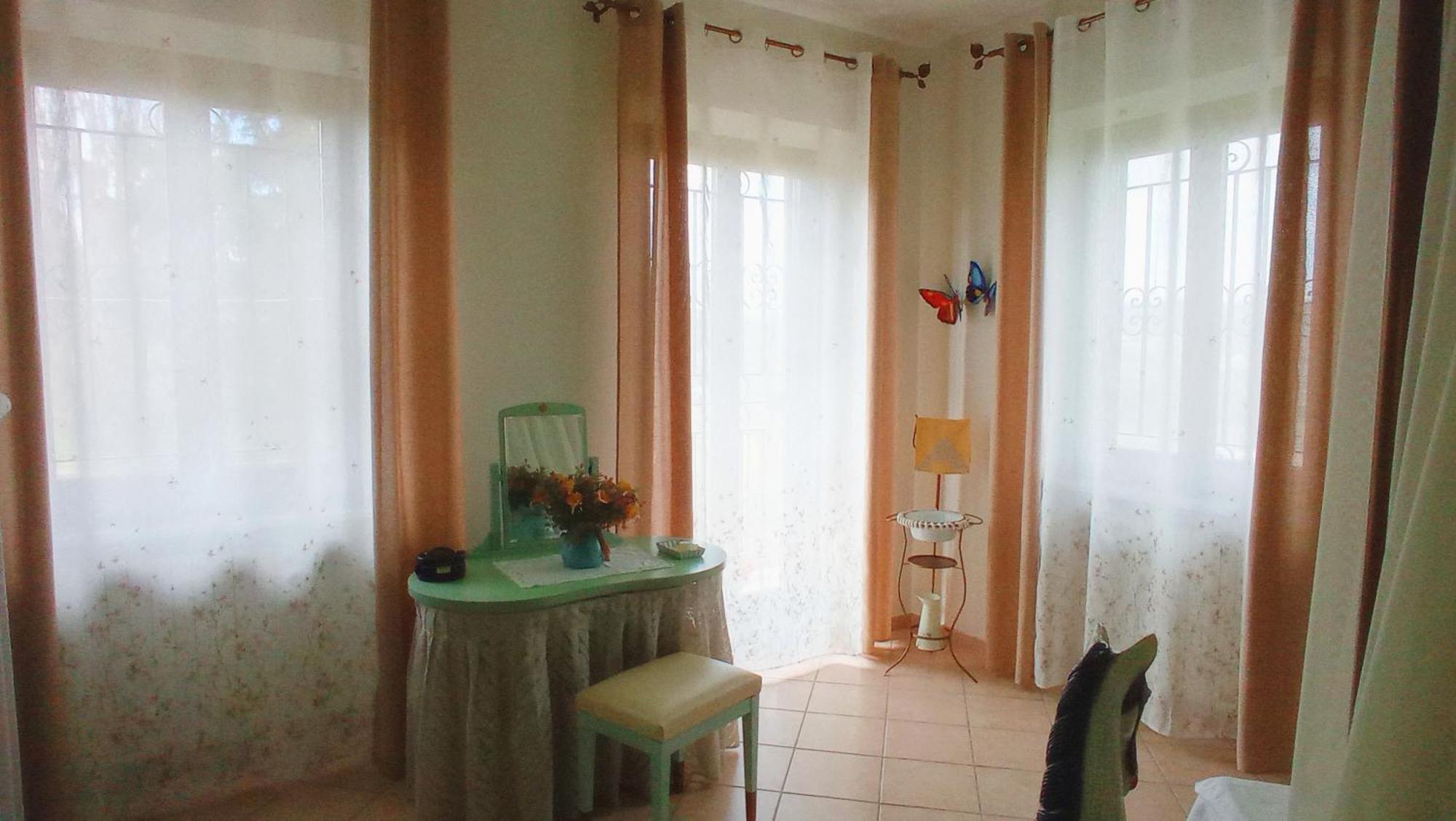 Maison d'hôtes La Casa Dei Masue' à Alba  Extérieur photo